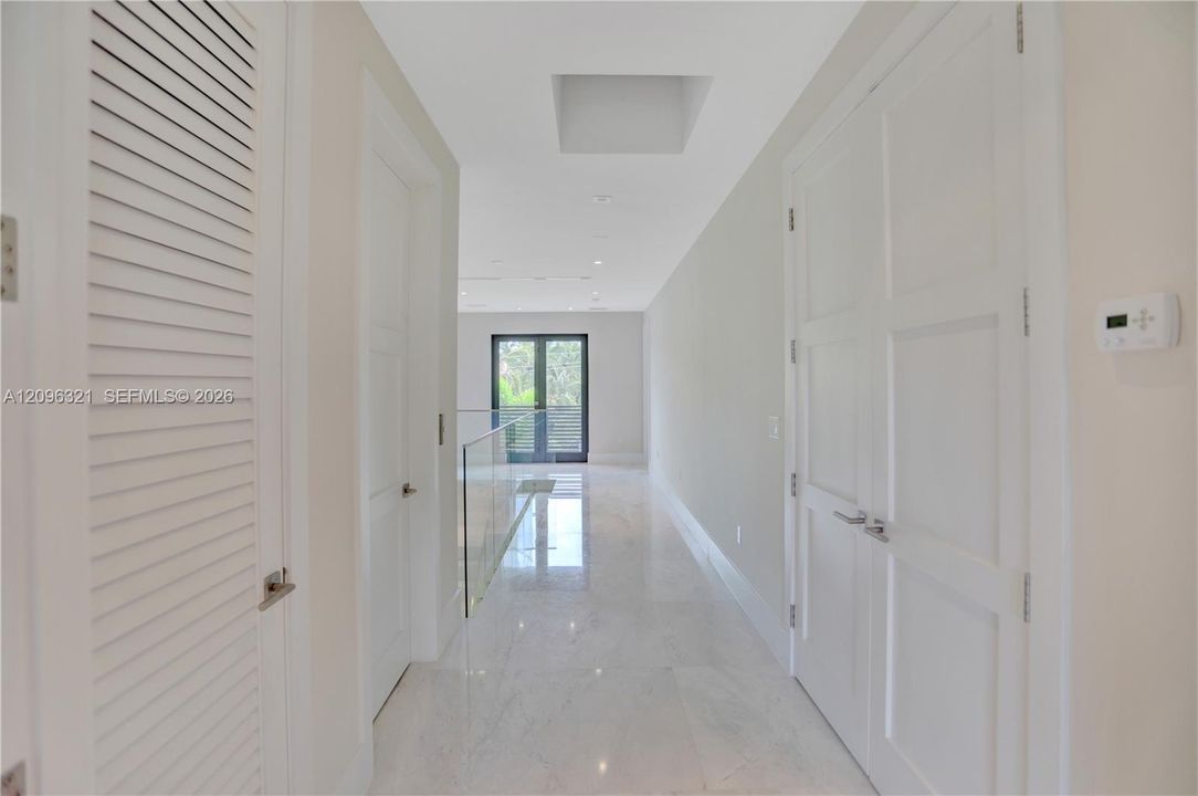 For Sale: $5,195,000 (4 beds, 4 baths, 4552 Square Feet)