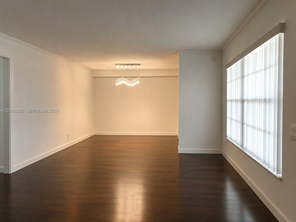 For Rent: $2,250 (2 beds, 2 baths, 1100 Square Feet)
