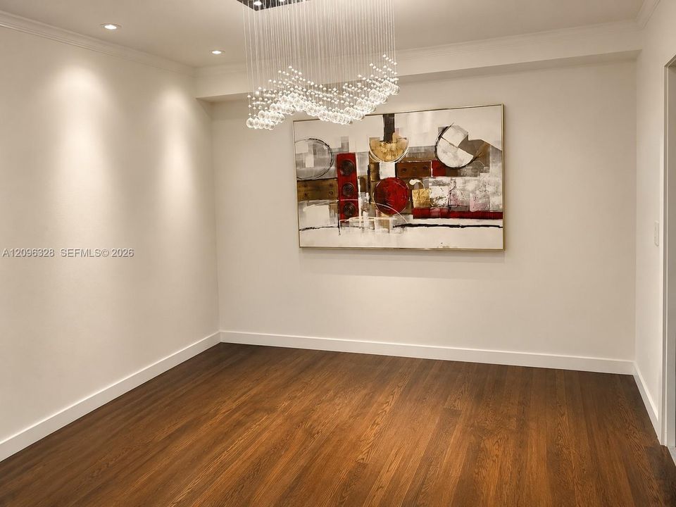 For Rent: $2,250 (2 beds, 2 baths, 1100 Square Feet)