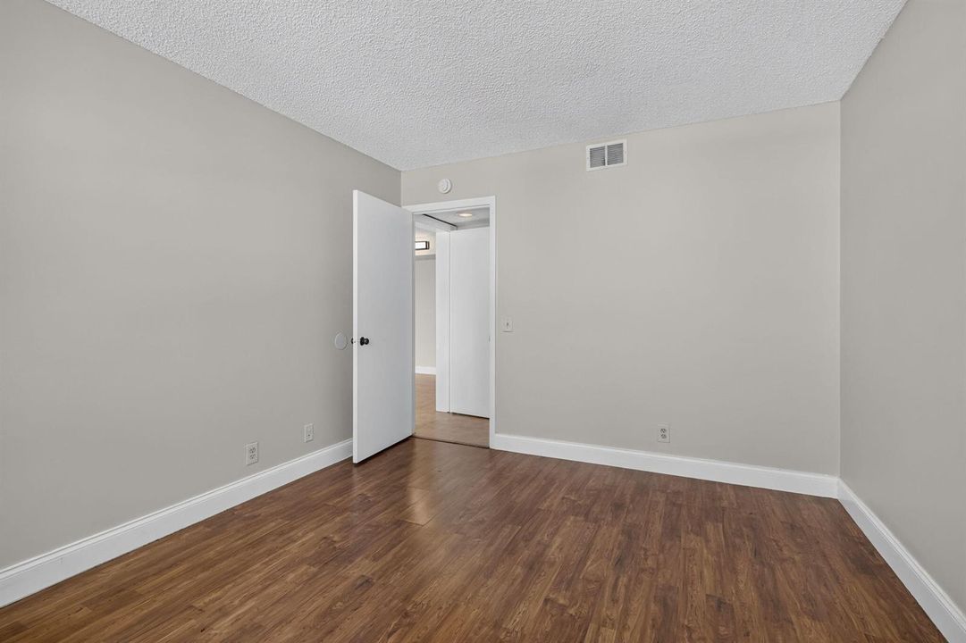 30-web-or-mls-BS1A3835