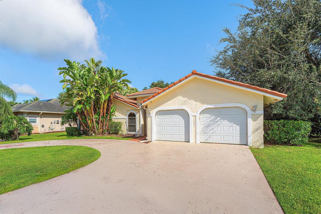 002-13853SheffieldStreet-Wellington-FL-3