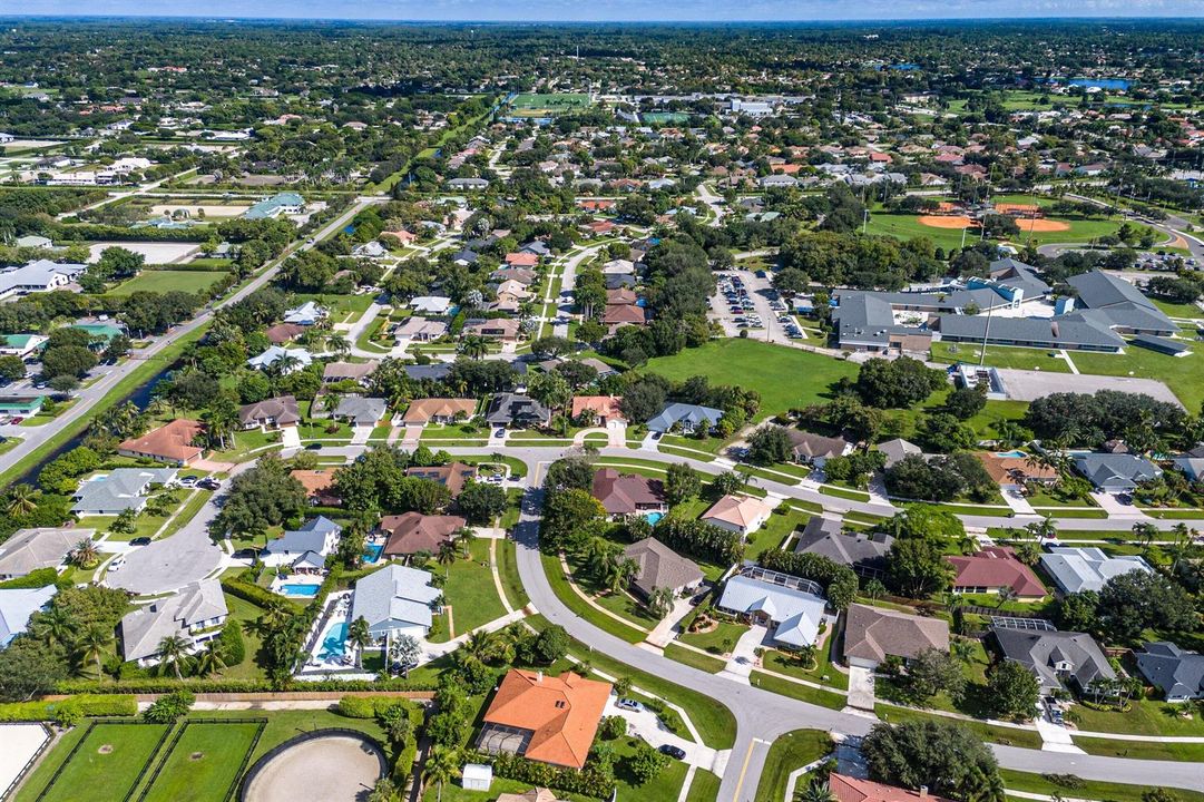 051-13853SheffieldStreet-Wellington-FL-3