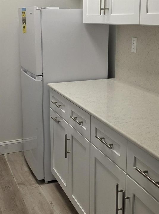 B-111 Kitchen2