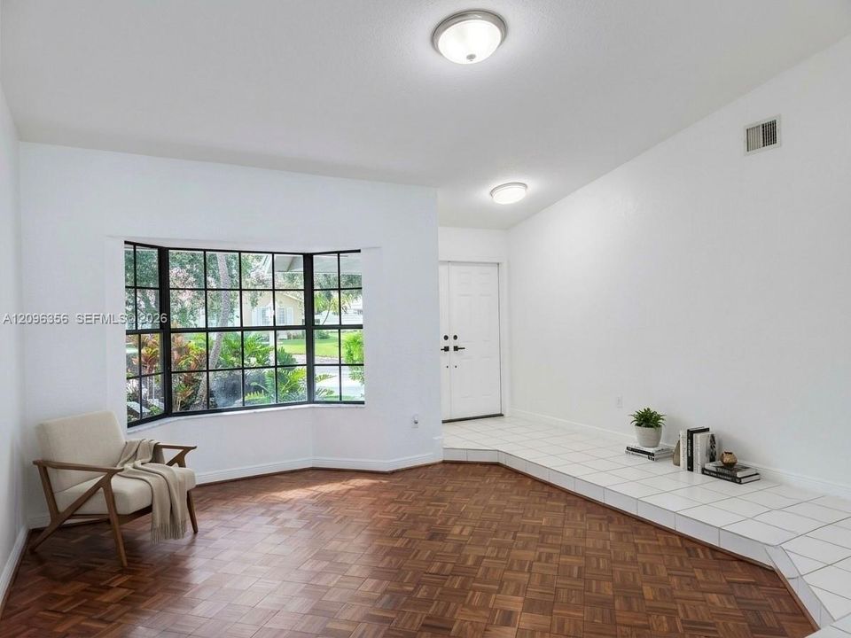 For Rent: $3,750 (4 beds, 2 baths, 2098 Square Feet)