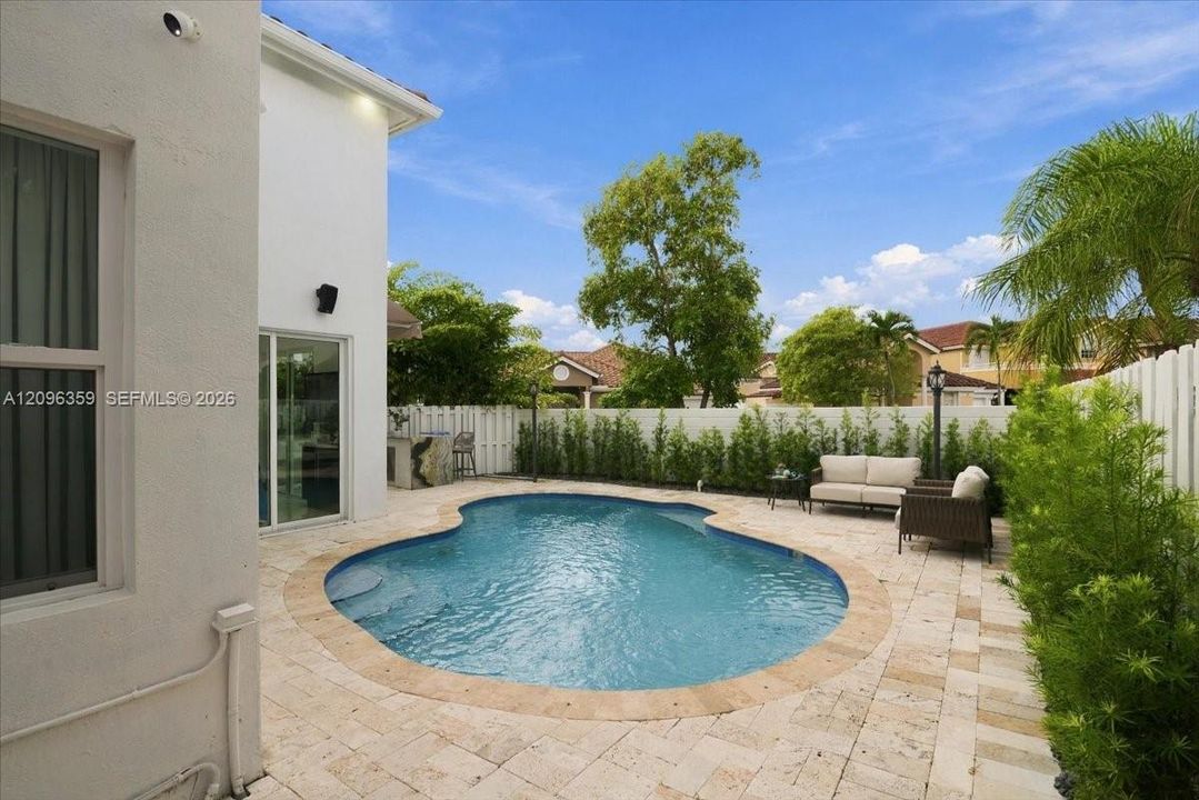 For Sale: $738,000 (4 beds, 2 baths, 2364 Square Feet)
