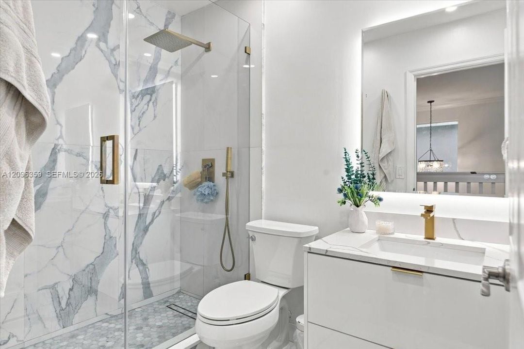 For Sale: $738,000 (4 beds, 2 baths, 2364 Square Feet)