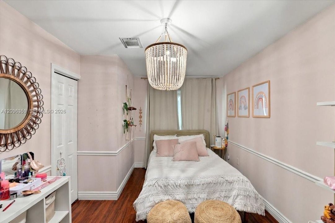 For Sale: $738,000 (4 beds, 2 baths, 2364 Square Feet)