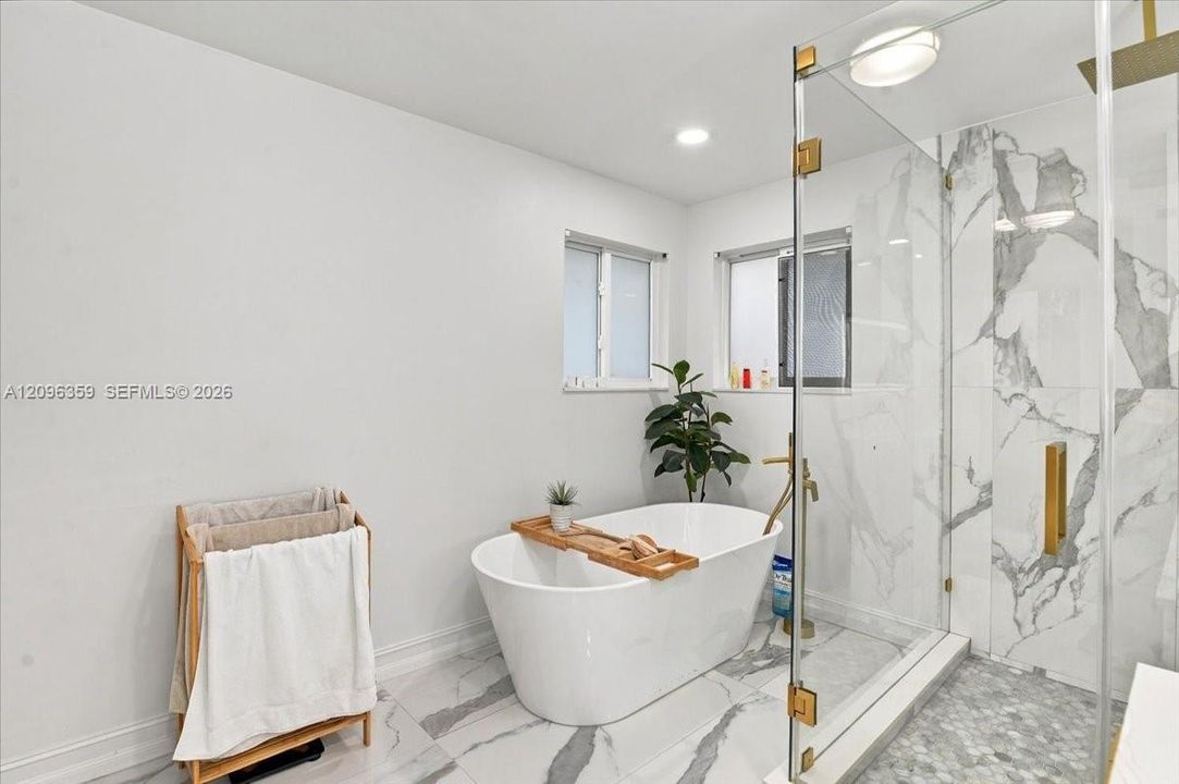 For Sale: $738,000 (4 beds, 2 baths, 2364 Square Feet)
