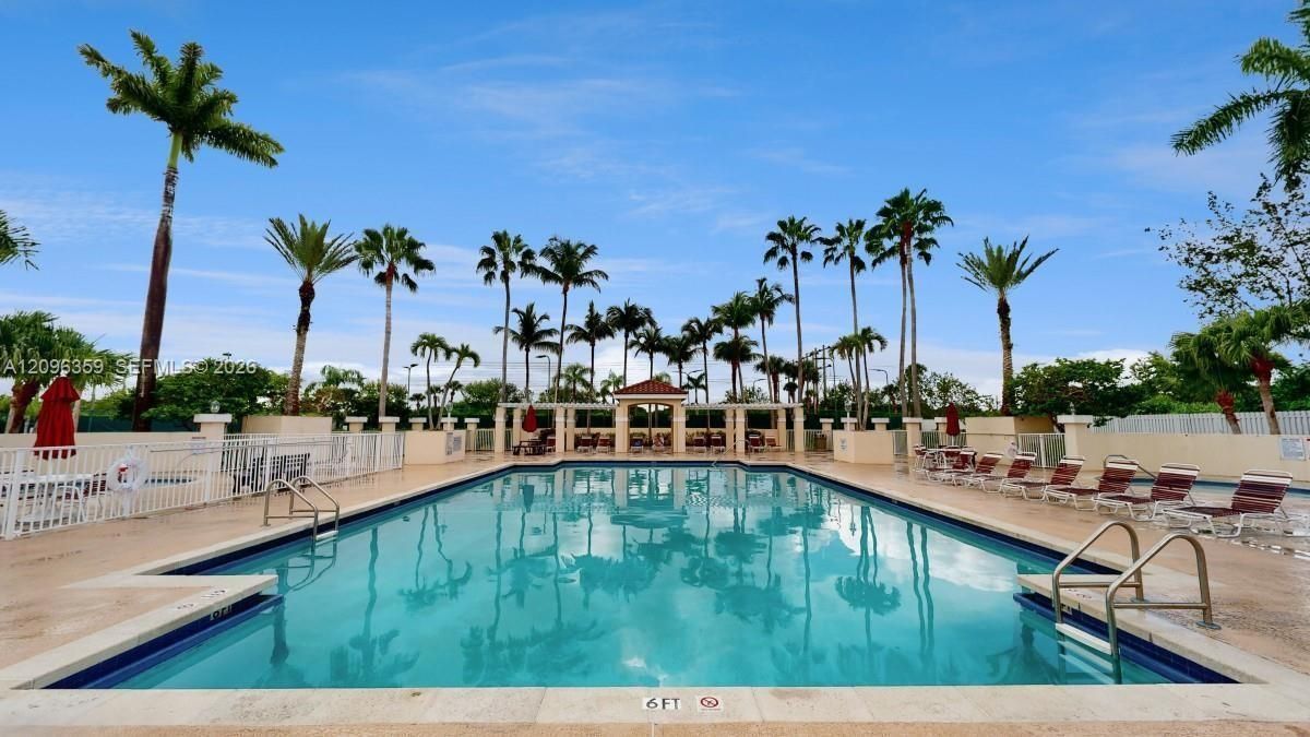 For Sale: $738,000 (4 beds, 2 baths, 2364 Square Feet)