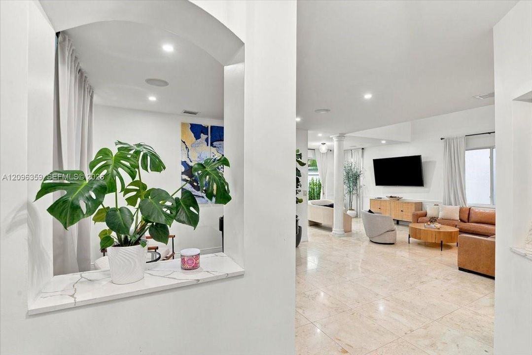 For Sale: $738,000 (4 beds, 2 baths, 2364 Square Feet)