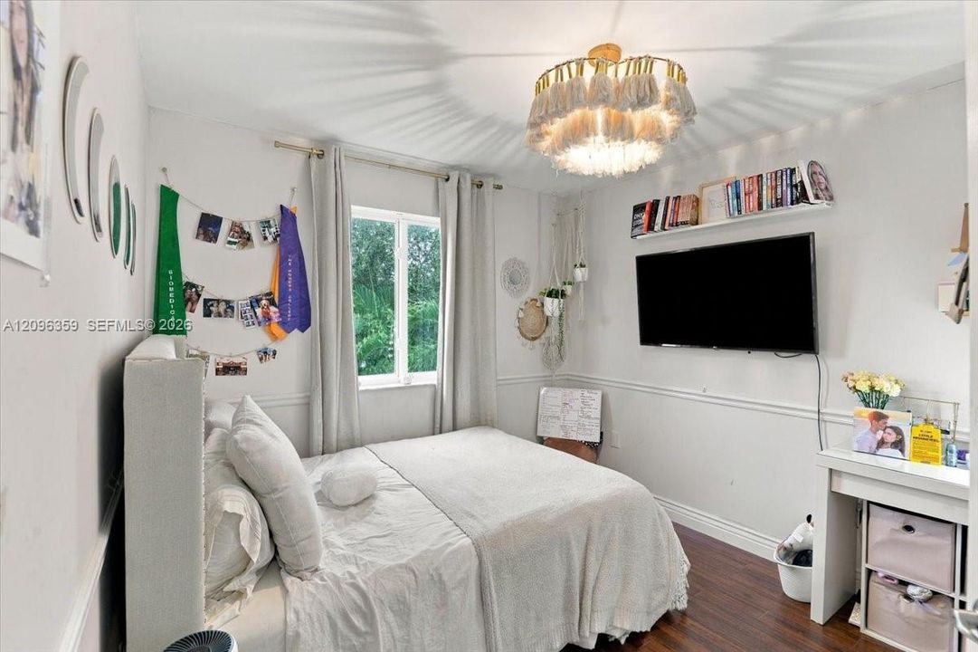 For Sale: $738,000 (4 beds, 2 baths, 2364 Square Feet)