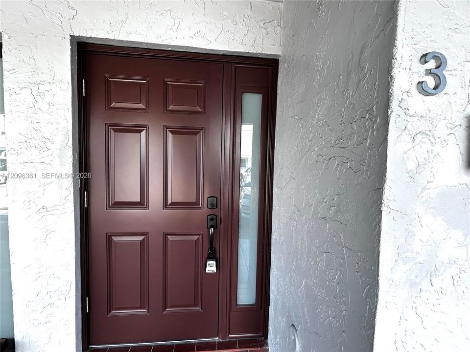 For Rent: $2,450 (2 beds, 2 baths, 958 Square Feet)
