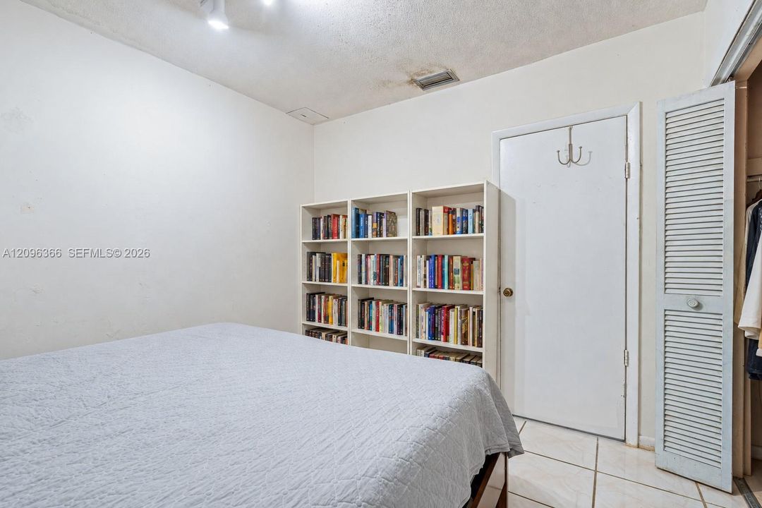 En Venta: $479,900 (3 camas, 1 baños, 1248 Pies cuadrados)