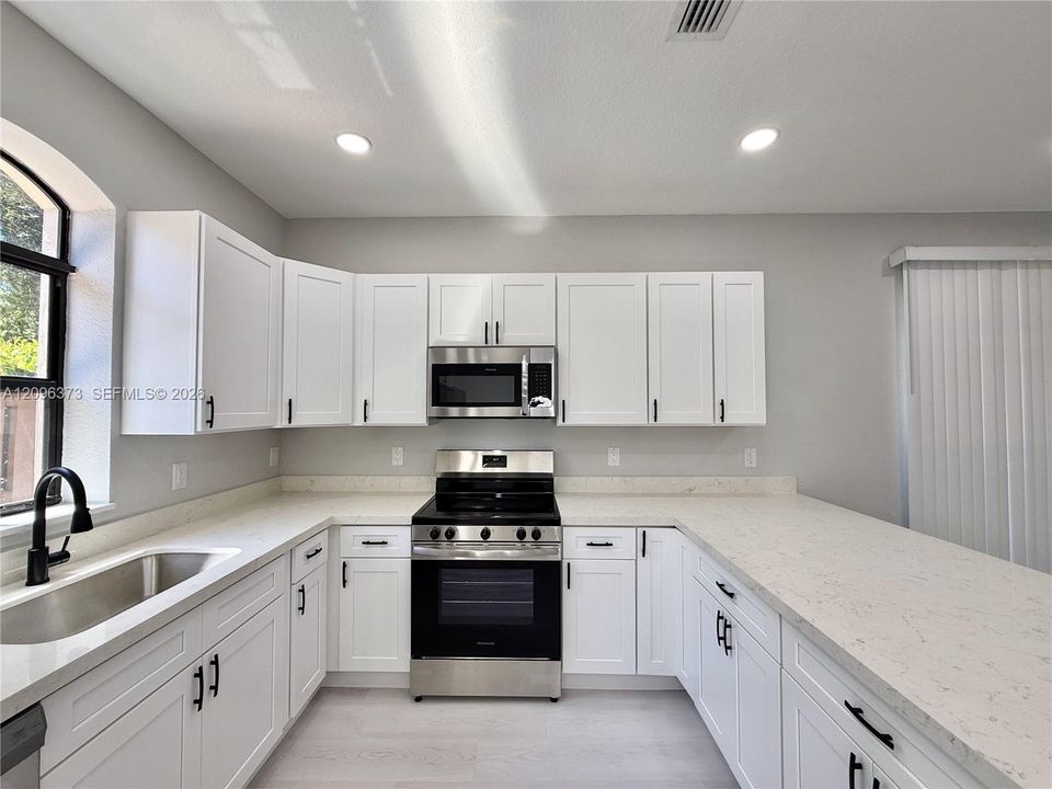 For Sale: $795,000 (5 beds, 3 baths, 2180 Square Feet)