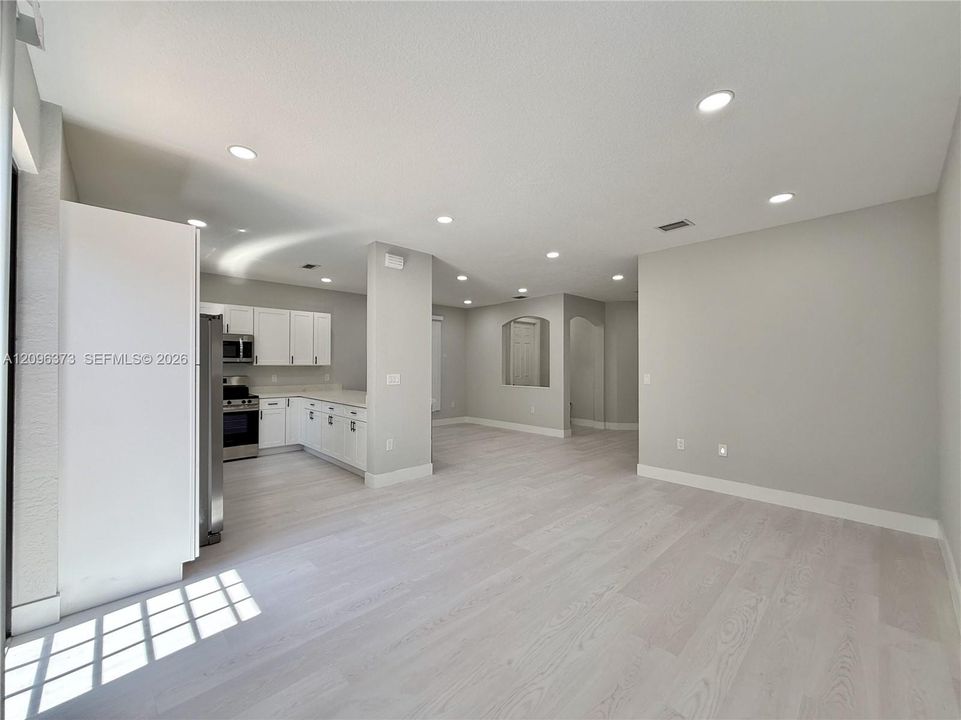 For Sale: $795,000 (5 beds, 3 baths, 2180 Square Feet)