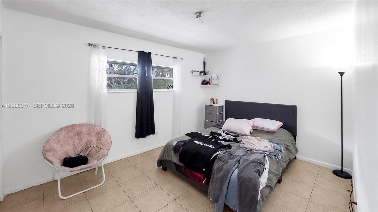 En Venta: $170,000 (2 camas, 2 baños, 899 Pies cuadrados)
