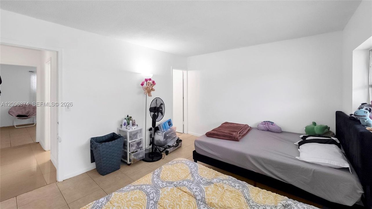 En Venta: $170,000 (2 camas, 2 baños, 899 Pies cuadrados)