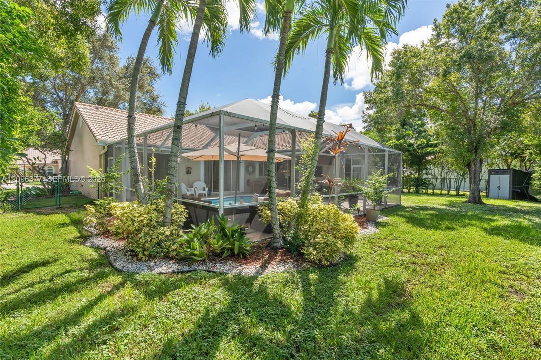 En Venta: $925,000 (4 camas, 3 baños, 2736 Pies cuadrados)