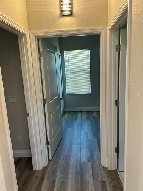 Hallway to bedrooms