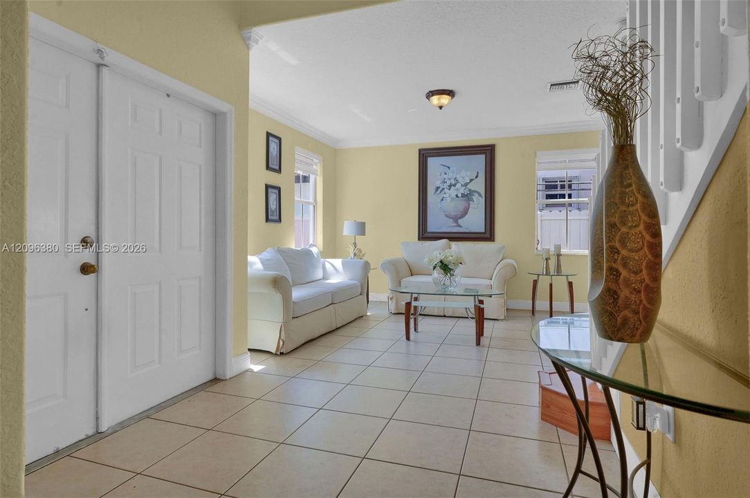 FOYER