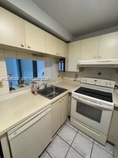 На продажу: $215,000 (2 спален, 2 ванн, 898 Квадратных фут)