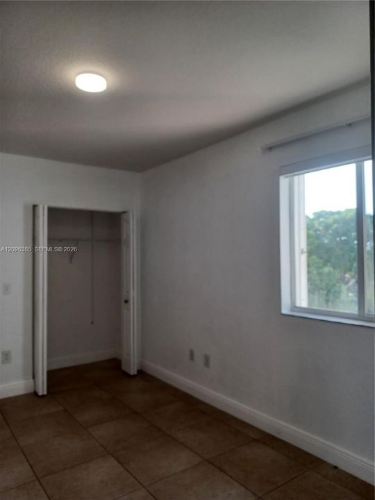 For Rent: $4,000 (4 beds, 2 baths, 1886 Square Feet)