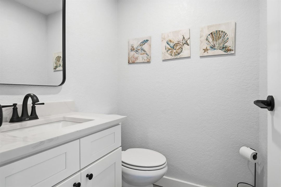 702-SAXONY-O-33446-011