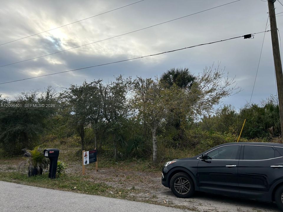 For Sale: $27,000 (0.25 acres)