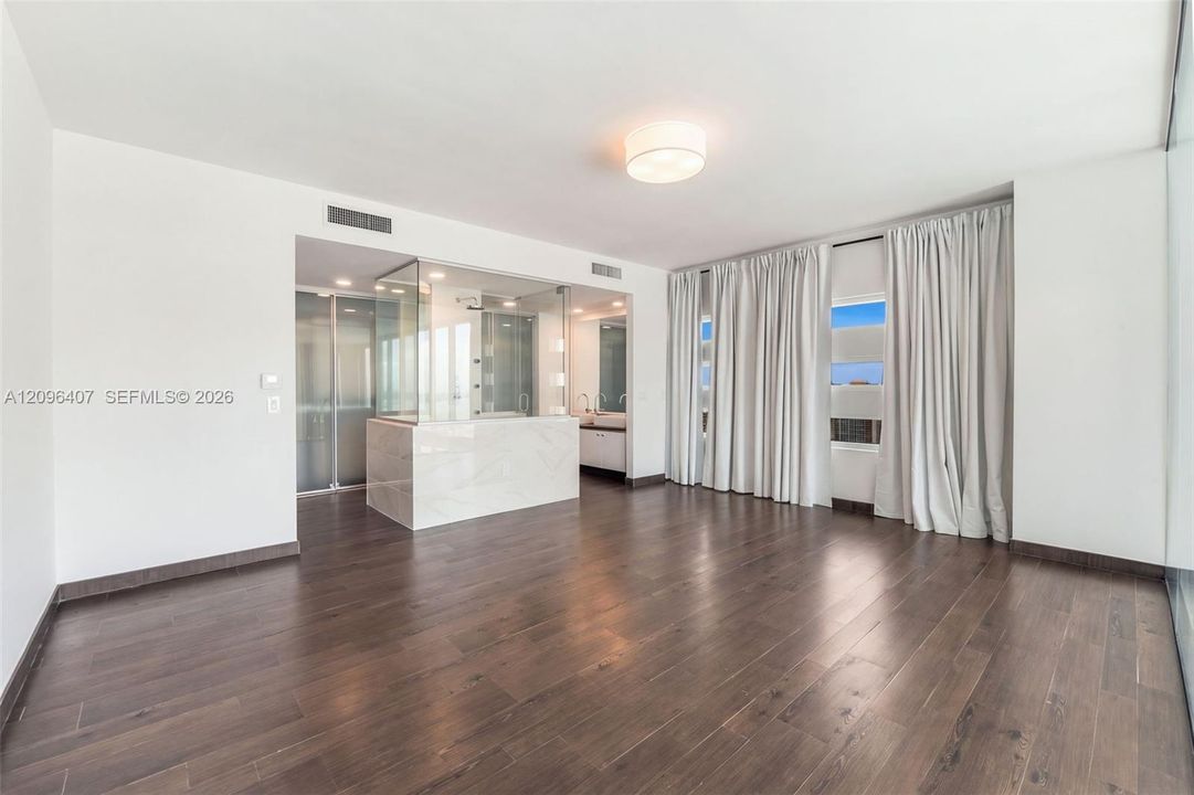 En Venta: $1,815,000 (2 camas, 2 baños, 1730 Pies cuadrados)