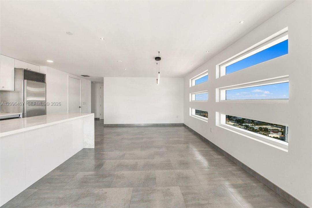 En Venta: $1,815,000 (2 camas, 2 baños, 1730 Pies cuadrados)