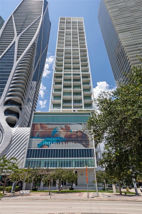 En Venta: $1,815,000 (2 camas, 2 baños, 1730 Pies cuadrados)