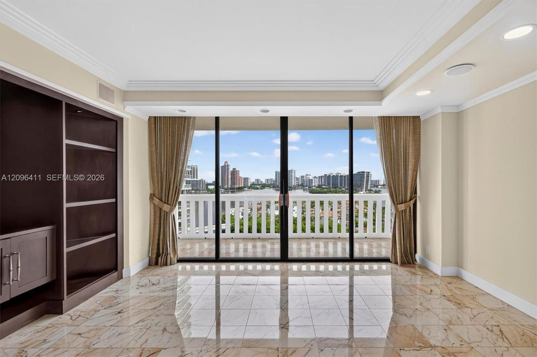 For Rent: $8,500 (3 beds, 3 baths, 2605 Square Feet)