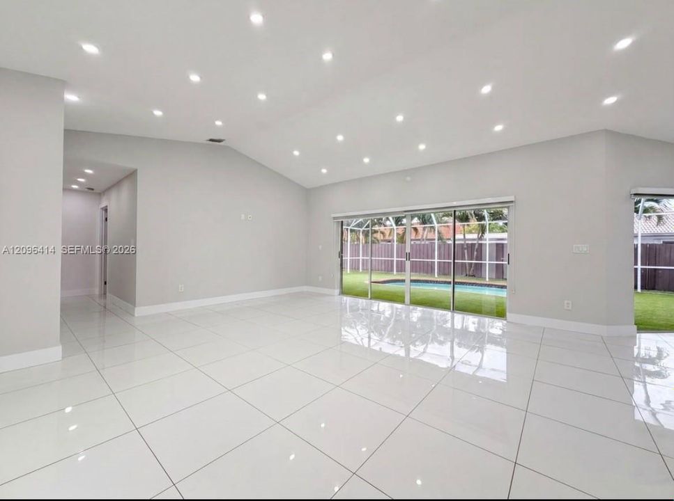 For Rent: $2,150 (4 beds, 2 baths, 0 Square Feet)