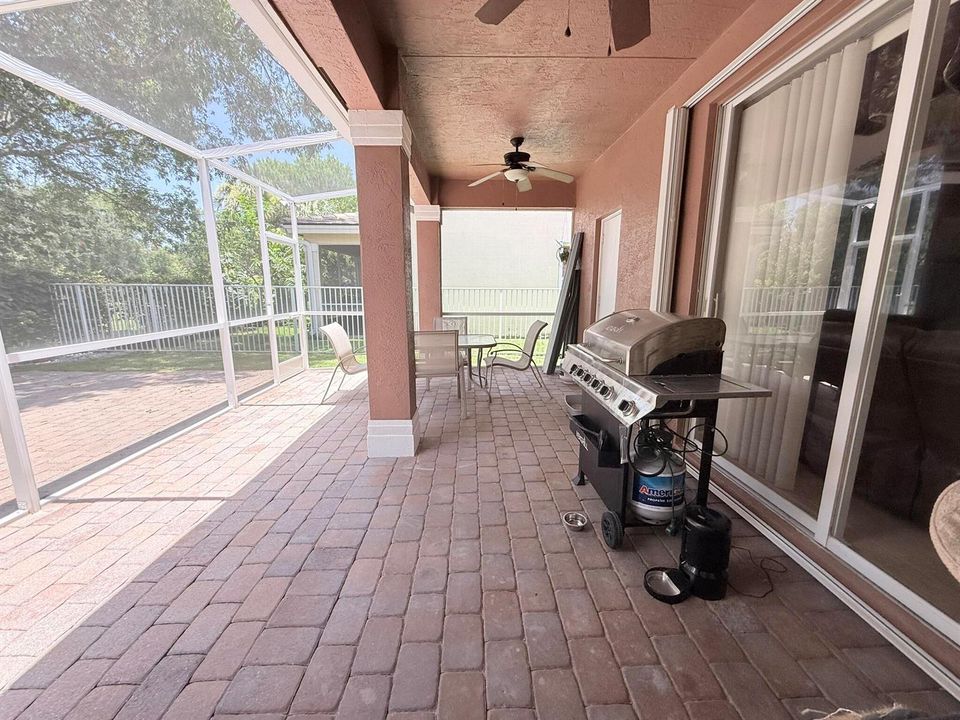Covered Lanai