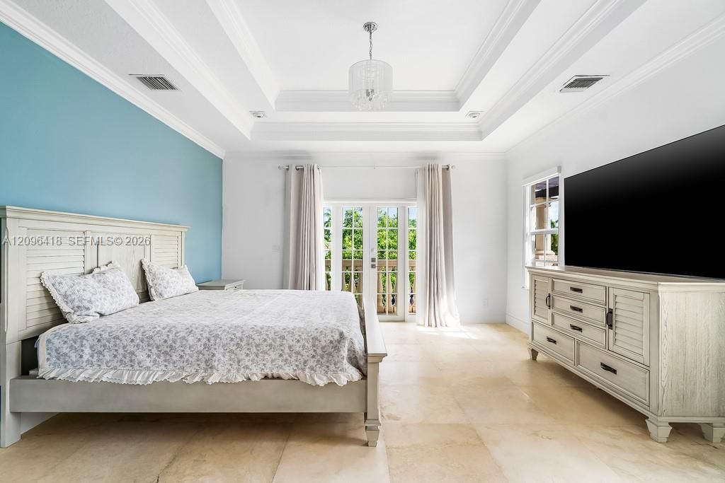 For Sale: $1,800,000 (3 beds, 3 baths, 2856 Square Feet)