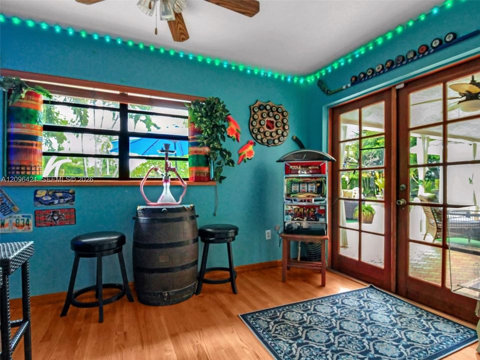 For Sale: $875,000 (4 beds, 2 baths, 2410 Square Feet)