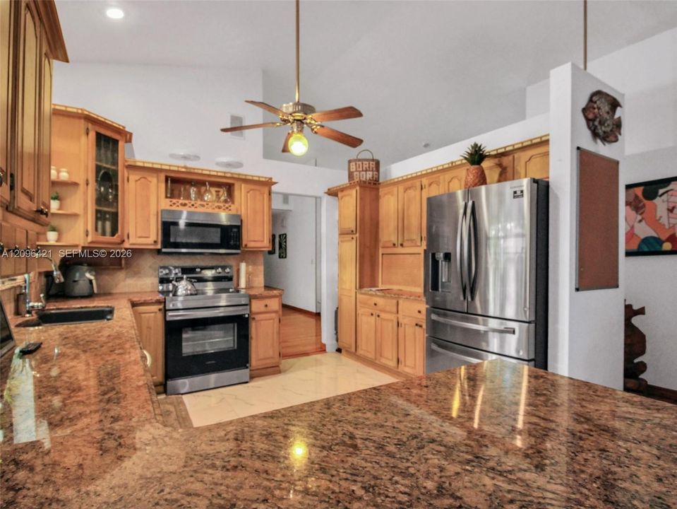 For Sale: $875,000 (4 beds, 2 baths, 2410 Square Feet)