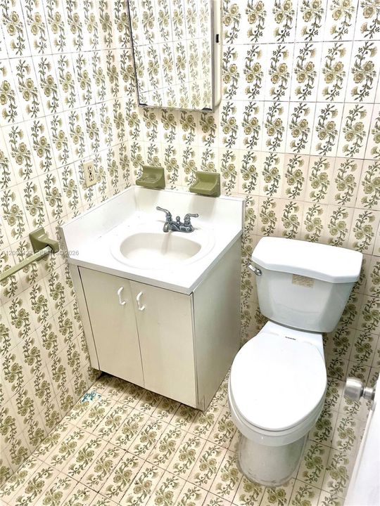 For Rent: $1,950 (2 beds, 1 baths, 4789 Square Feet)