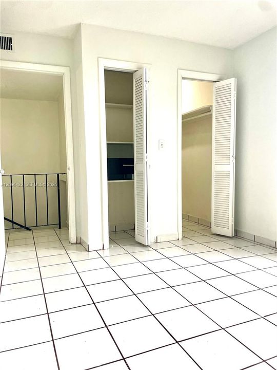 For Rent: $1,950 (2 beds, 1 baths, 4789 Square Feet)