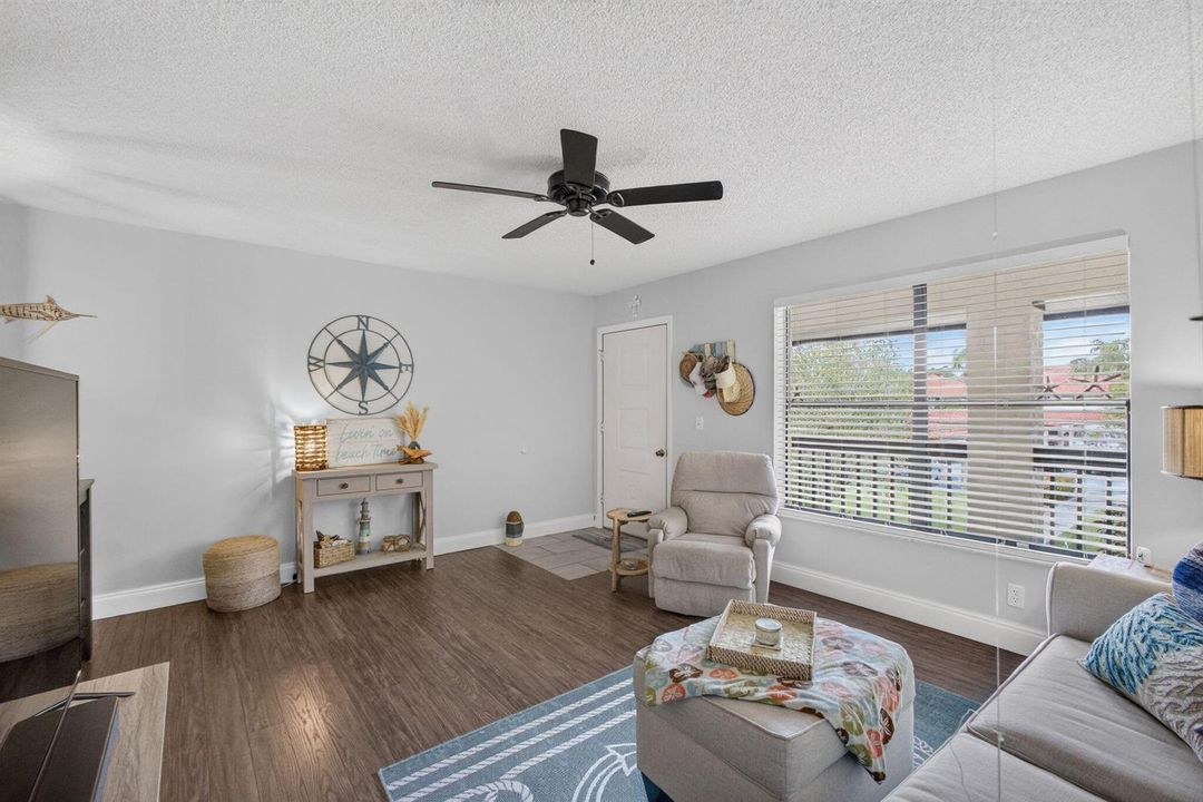 Front Entry door /Living Room