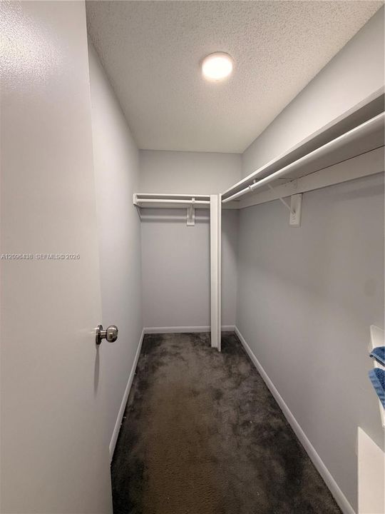 En Renta: $2,400 (2 camas, 2 baños, 1210 Pies cuadrados)