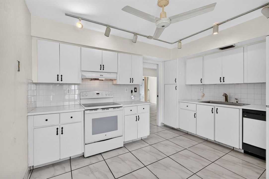 09_Kitchen