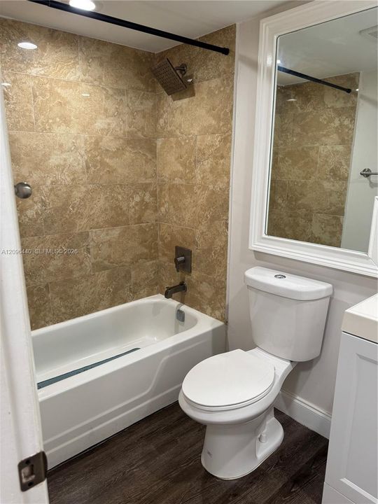 For Sale: $120,000 (2 beds, 2 baths, 850 Square Feet)