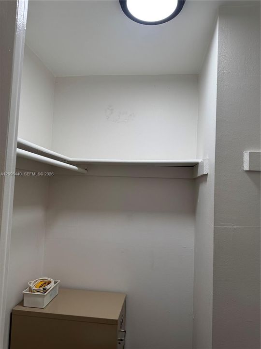 For Sale: $120,000 (2 beds, 2 baths, 850 Square Feet)