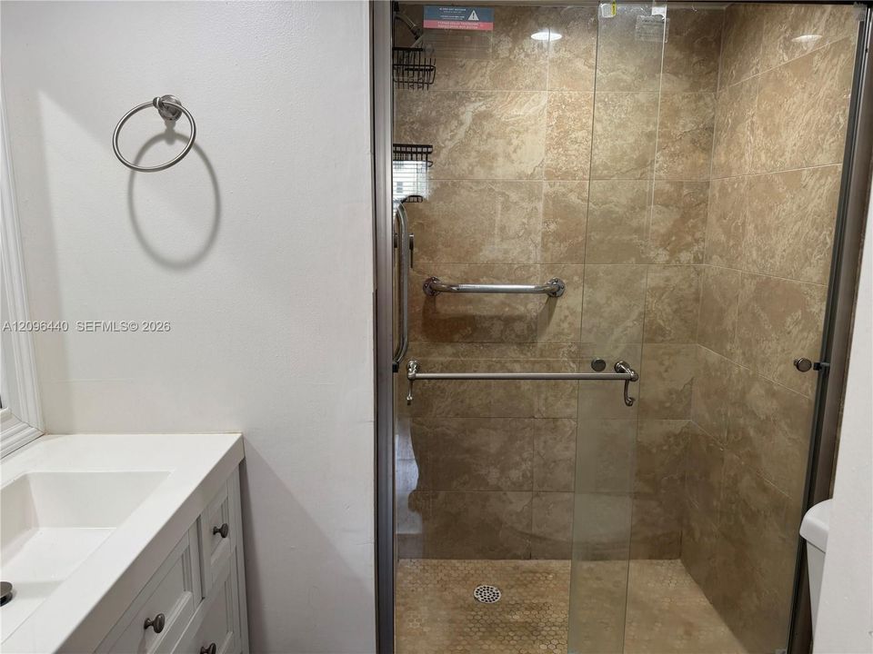 For Sale: $120,000 (2 beds, 2 baths, 850 Square Feet)