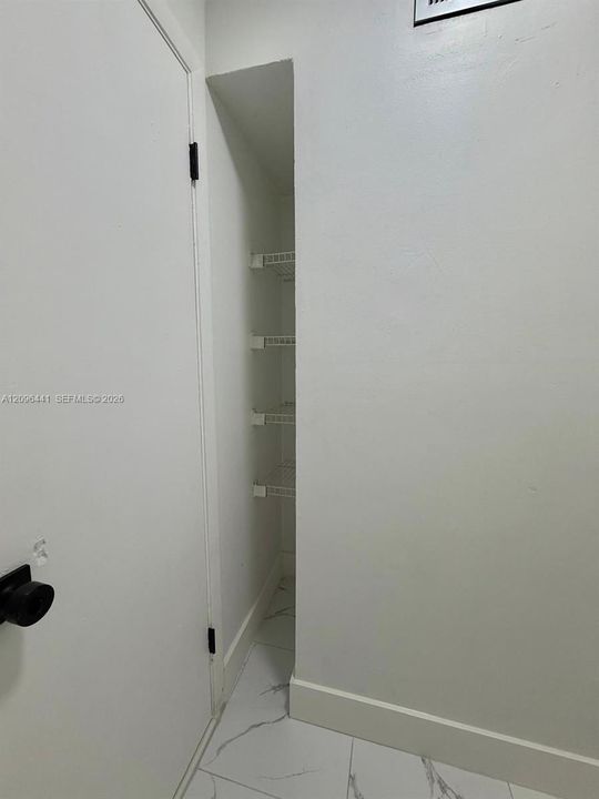 For Rent: $2,300 (3 beds, 2 baths, 1282 Square Feet)