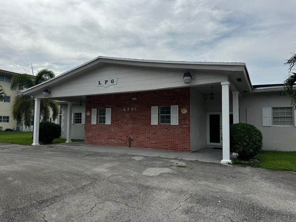 Club House