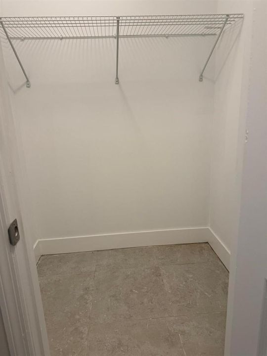 Walking closet - Master Bedroom