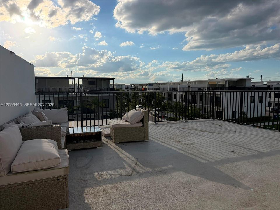 For Rent: $3,000 (4 beds, 3 baths, 1398 Square Feet)