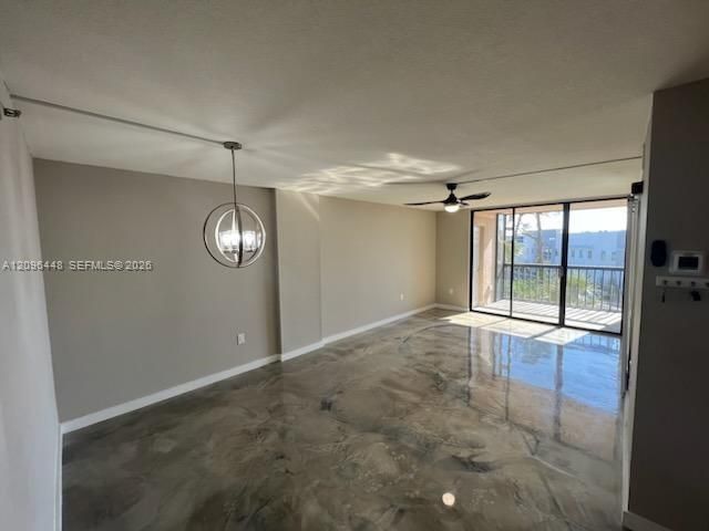 For Rent: $1,300 (1 beds, 1 baths, 656 Square Feet)